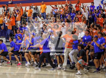 Thumbnail 2 in Mater Dei @ Bishop Gorman photogallery.