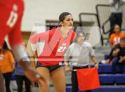 Thumbnail 3 in Mater Dei @ Bishop Gorman photogallery.