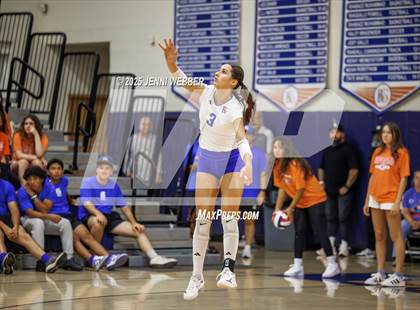 Thumbnail 3 in Mater Dei @ Bishop Gorman photogallery.