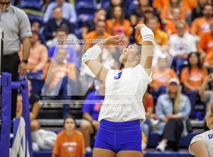 Thumbnail 2 in Mater Dei @ Bishop Gorman photogallery.