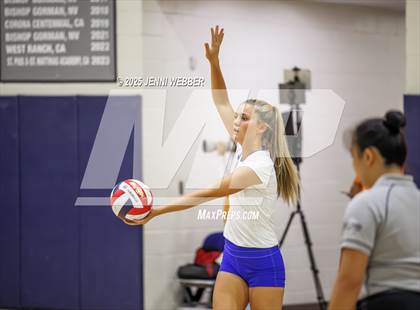 Thumbnail 2 in Mater Dei @ Bishop Gorman photogallery.