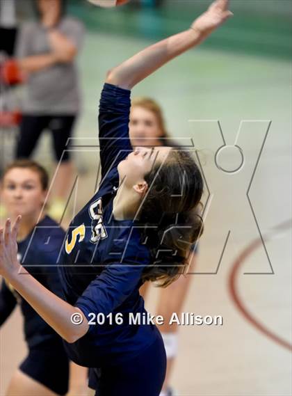 Thumbnail 2 in East Hamilton vs Chattanooga Christian photogallery.