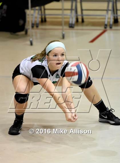 Thumbnail 2 in East Hamilton vs Chattanooga Christian photogallery.