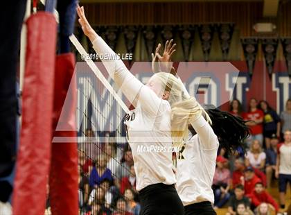 Thumbnail 2 in Campolindo vs. Bishop O'Dowd (CIF NCS D2 Final) photogallery.
