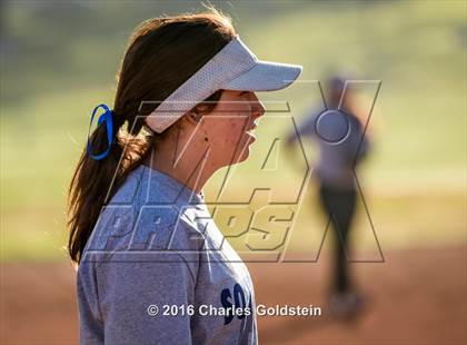Thumbnail 2 in Etiwanda vs Agoura photogallery.