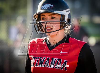 Thumbnail 3 in Etiwanda vs Agoura photogallery.