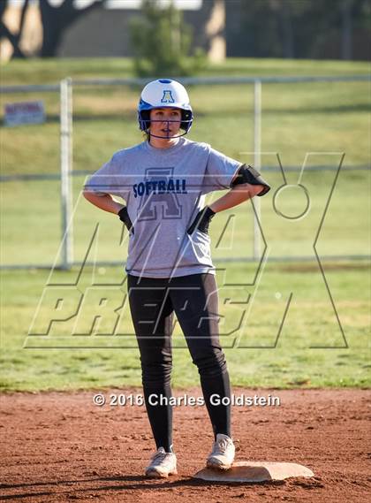 Thumbnail 2 in Etiwanda vs Agoura photogallery.