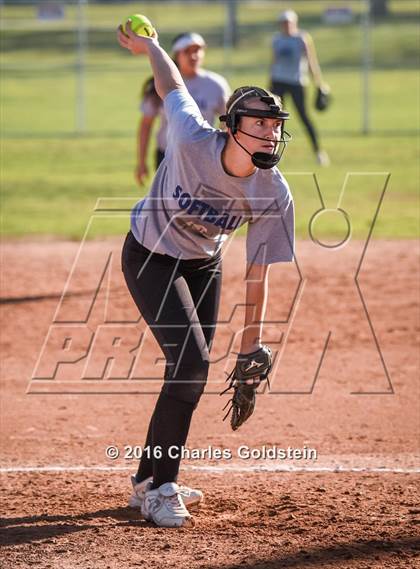 Thumbnail 3 in Etiwanda vs Agoura photogallery.