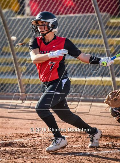 Thumbnail 3 in Etiwanda vs Agoura photogallery.