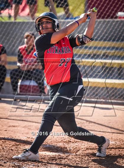 Thumbnail 1 in Etiwanda vs Agoura photogallery.