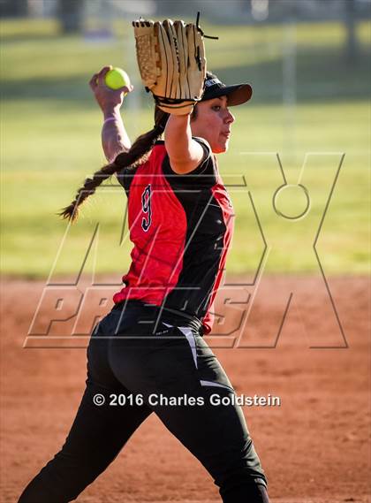 Thumbnail 1 in Etiwanda vs Agoura photogallery.