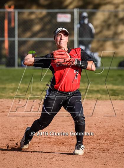 Thumbnail 1 in Etiwanda vs Agoura photogallery.