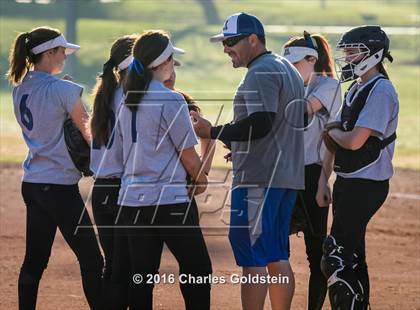 Thumbnail 1 in Etiwanda vs Agoura photogallery.
