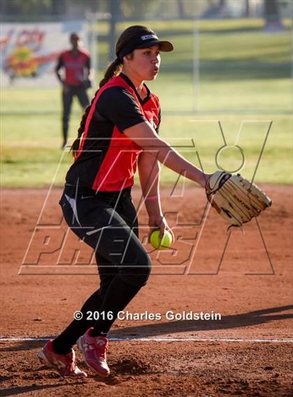 Thumbnail 3 in Etiwanda vs Agoura photogallery.