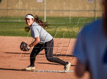 Thumbnail 2 in Etiwanda vs Agoura photogallery.