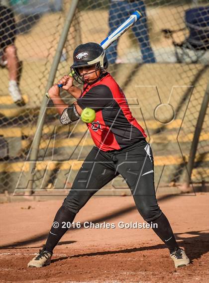 Thumbnail 2 in Etiwanda vs Agoura photogallery.
