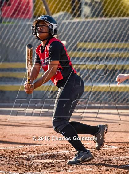 Thumbnail 1 in Etiwanda vs Agoura photogallery.