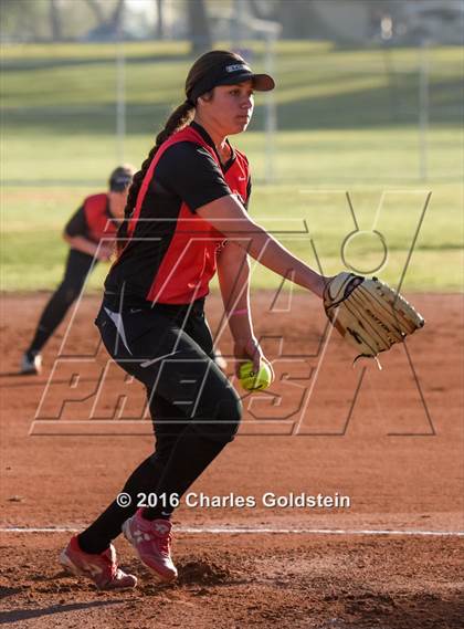 Thumbnail 1 in Etiwanda vs Agoura photogallery.