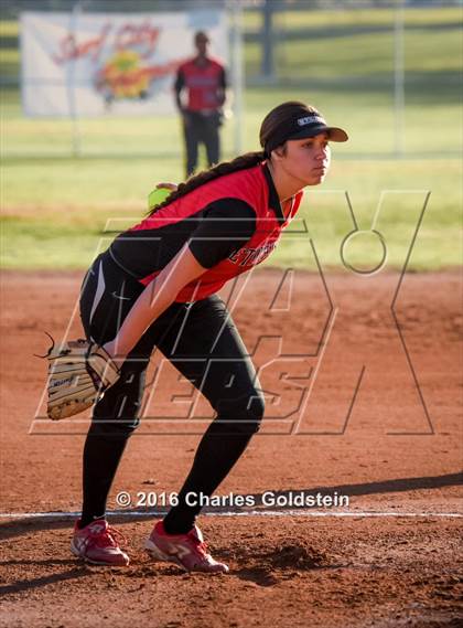 Thumbnail 2 in Etiwanda vs Agoura photogallery.