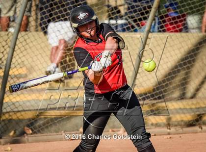 Thumbnail 2 in Etiwanda vs Agoura photogallery.