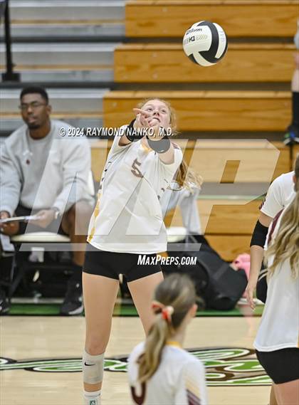 Thumbnail 3 in McCutcheon vs Roncalli  photogallery.