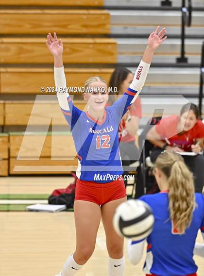 Thumbnail 3 in McCutcheon vs Roncalli  photogallery.