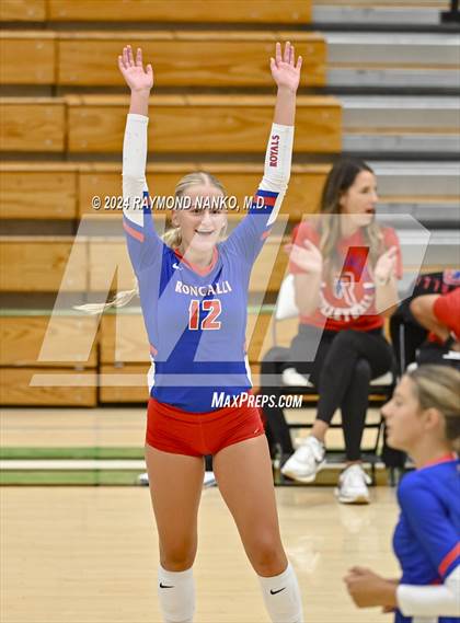 Thumbnail 2 in McCutcheon vs Roncalli  photogallery.