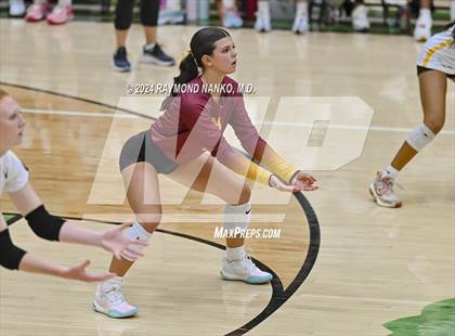 Thumbnail 1 in McCutcheon vs Roncalli  photogallery.