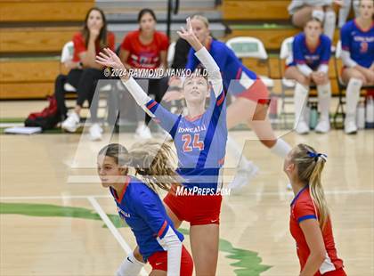Thumbnail 3 in McCutcheon vs Roncalli  photogallery.