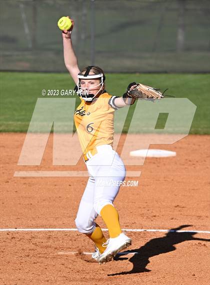 Thumbnail 3 in Whitwell @ Hixson photogallery.