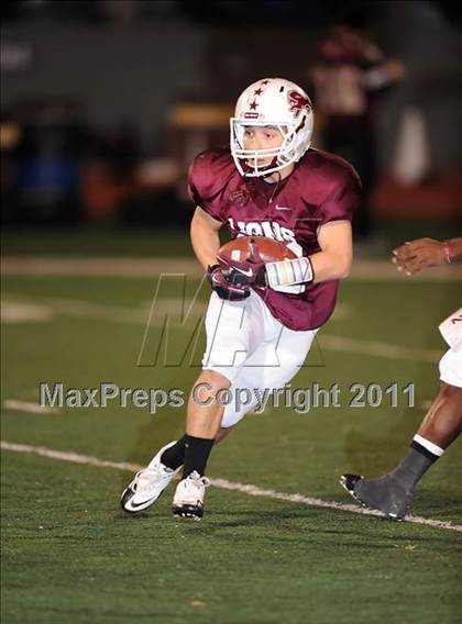 Thumbnail 1 in Brownwood vs. Carthage (3A Division 2 Semifinals) photogallery.