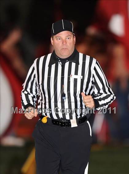 Thumbnail 3 in Brownwood vs. Carthage (3A Division 2 Semifinals) photogallery.
