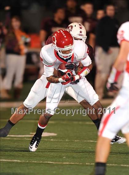 Thumbnail 3 in Brownwood vs. Carthage (3A Division 2 Semifinals) photogallery.