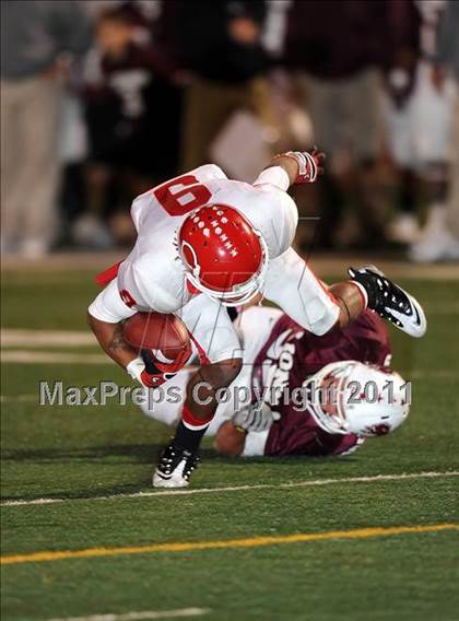 Thumbnail 1 in Brownwood vs. Carthage (3A Division 2 Semifinals) photogallery.