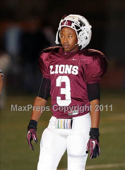 Thumbnail 3 in Brownwood vs. Carthage (3A Division 2 Semifinals) photogallery.