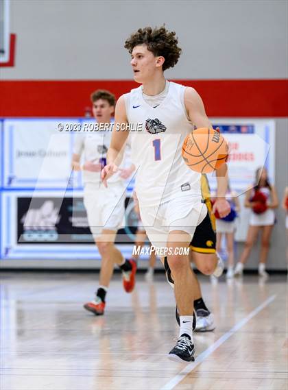 Thumbnail 2 in Del Oro @ Folsom photogallery.