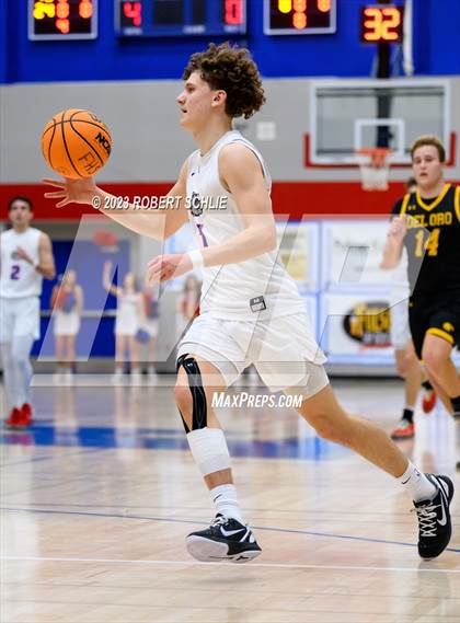 Thumbnail 1 in Del Oro @ Folsom photogallery.
