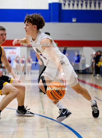 Thumbnail 3 in Del Oro @ Folsom photogallery.