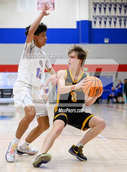 Thumbnail 1 in Del Oro @ Folsom photogallery.