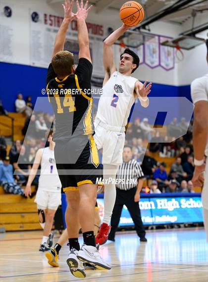 Thumbnail 3 in Del Oro @ Folsom photogallery.