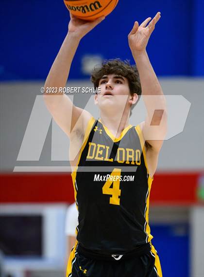 Thumbnail 1 in Del Oro @ Folsom photogallery.