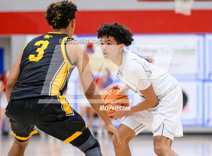 Thumbnail 1 in Del Oro @ Folsom photogallery.