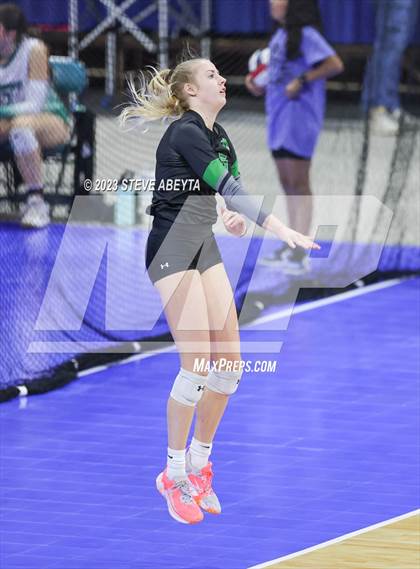 Thumbnail 1 in Pine Creek vs. Fossil Ridge (CHSAA 5A First Round) photogallery.