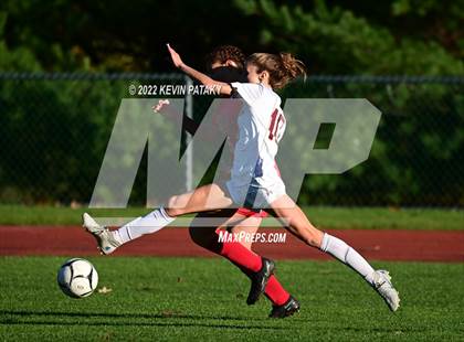 Thumbnail 3 in Granby Memorial @ Sacred Heart Academy (CIAC Class M 1st Round) photogallery.