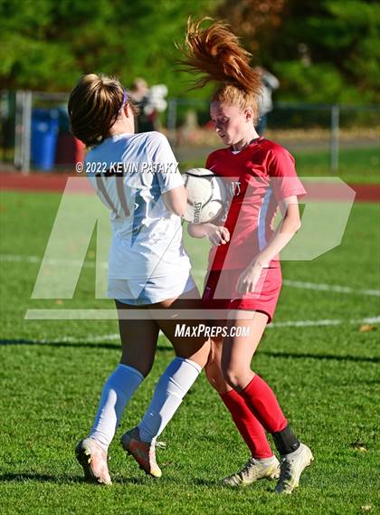 Thumbnail 3 in Granby Memorial @ Sacred Heart Academy (CIAC Class M 1st Round) photogallery.