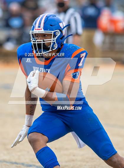 Thumbnail 3 in West Columbus @ Whiteville (Homecoming) photogallery.