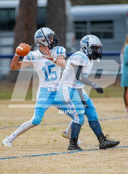 Thumbnail 1 in West Columbus @ Whiteville (Homecoming) photogallery.