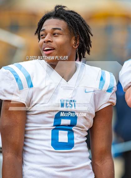 Thumbnail 1 in West Columbus @ Whiteville (Homecoming) photogallery.