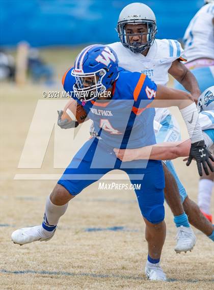 Thumbnail 3 in West Columbus @ Whiteville (Homecoming) photogallery.