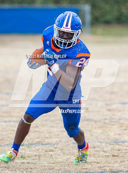 Thumbnail 3 in West Columbus @ Whiteville (Homecoming) photogallery.